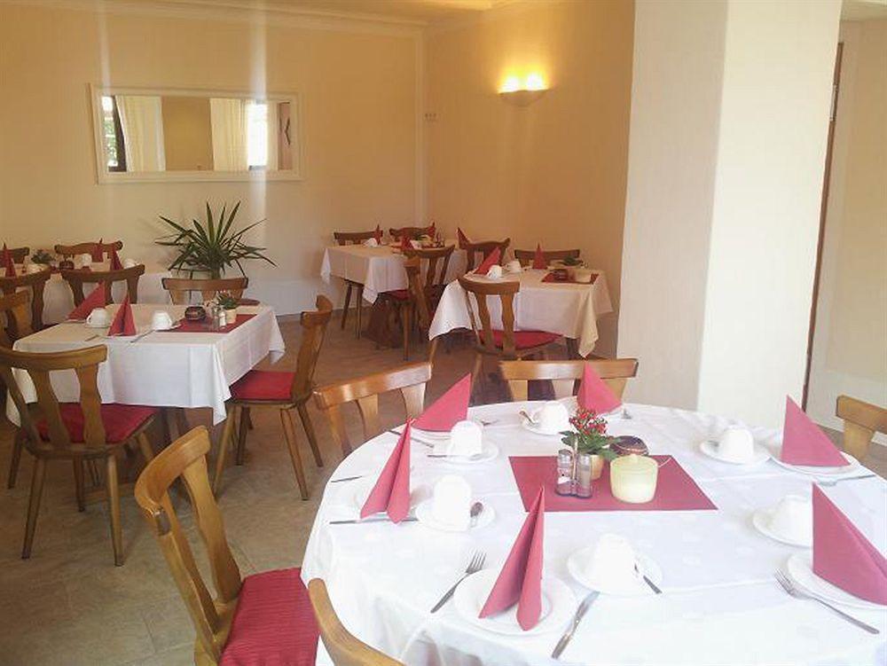 Hotel "Pension Marlis" Garni Reichenberg  ภายนอก รูปภาพ