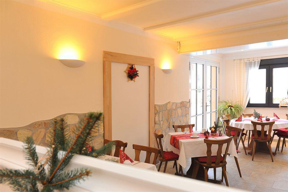 Hotel "Pension Marlis" Garni Reichenberg  ภายนอก รูปภาพ