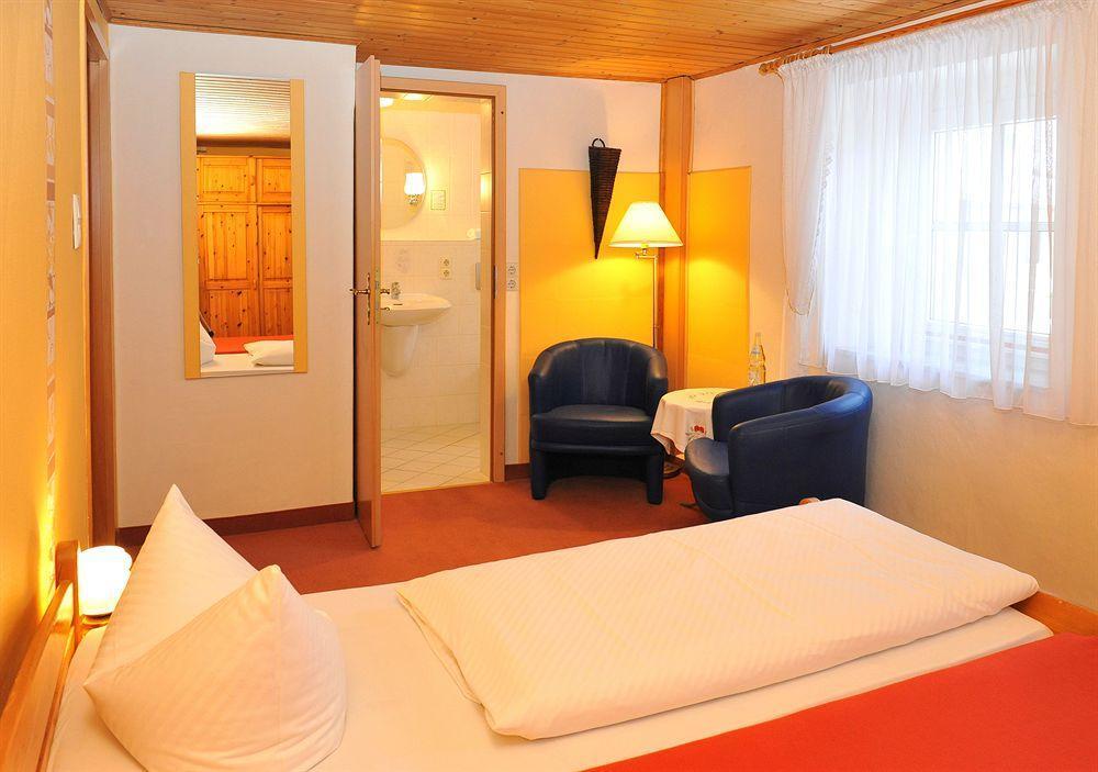 Hotel "Pension Marlis" Garni Reichenberg  ภายนอก รูปภาพ