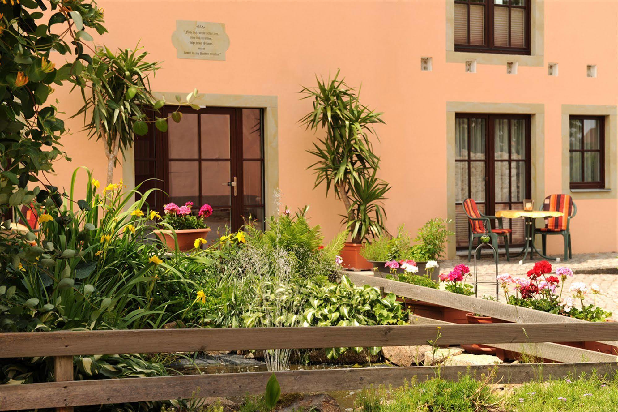 Hotel "Pension Marlis" Garni Reichenberg  ภายนอก รูปภาพ